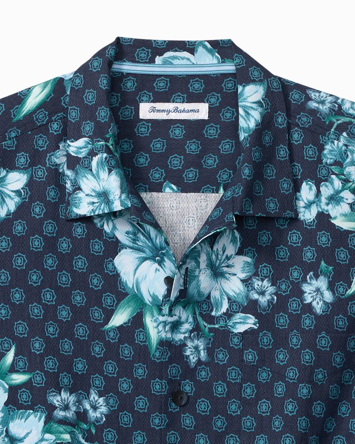 Big & Tall Medallion Blooms IslandZone® Camp Shirt