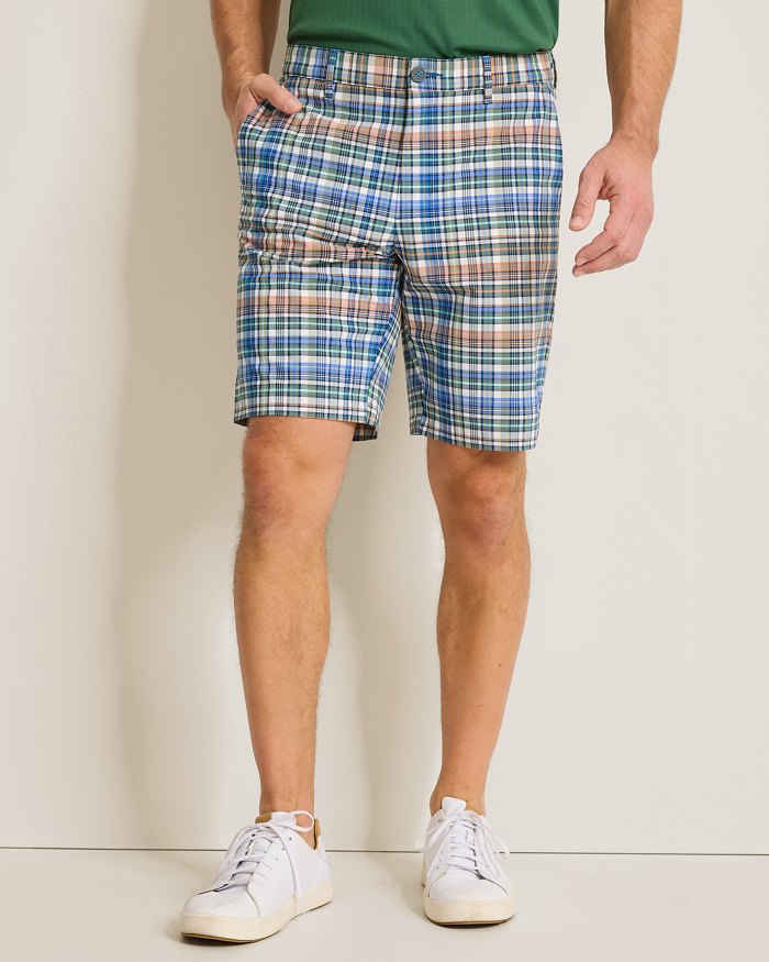 Chip Shot Par-Tee Plaid IslandZone® 9-Inch Shorts